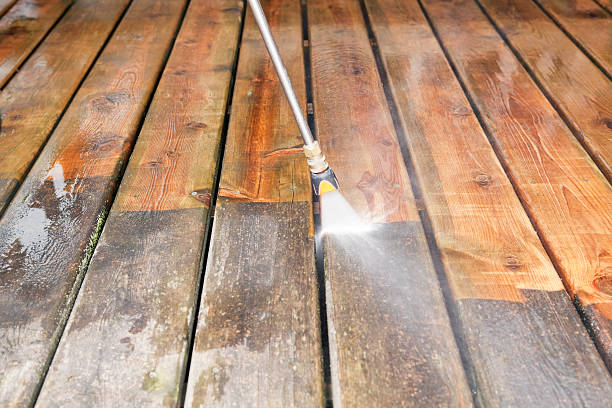 Best Garage Pressure Washing  in Island Lake, IL